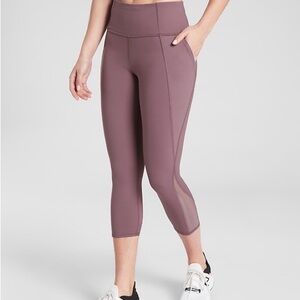 Athleta Lightning Capri Violet